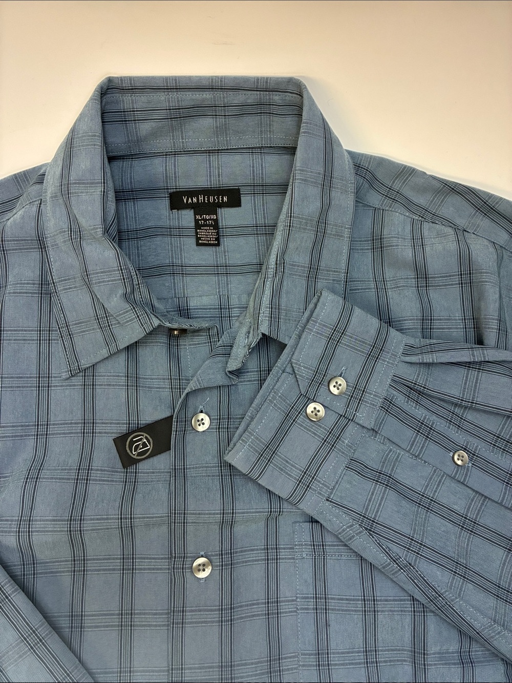 Van Heusen Wrinkle Free Open Check Long Sleeve Shirt XL 17-17.5 Blue Grey
